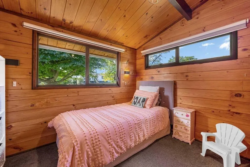 Spacious And Superb! Taupo 0*,  New Zealand